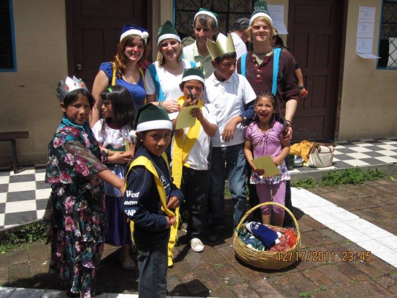 Christmas play with the kids, Snow White and the Seven Dwarfs Christmas play with the kids, Snow White and the Seven Dwarfs