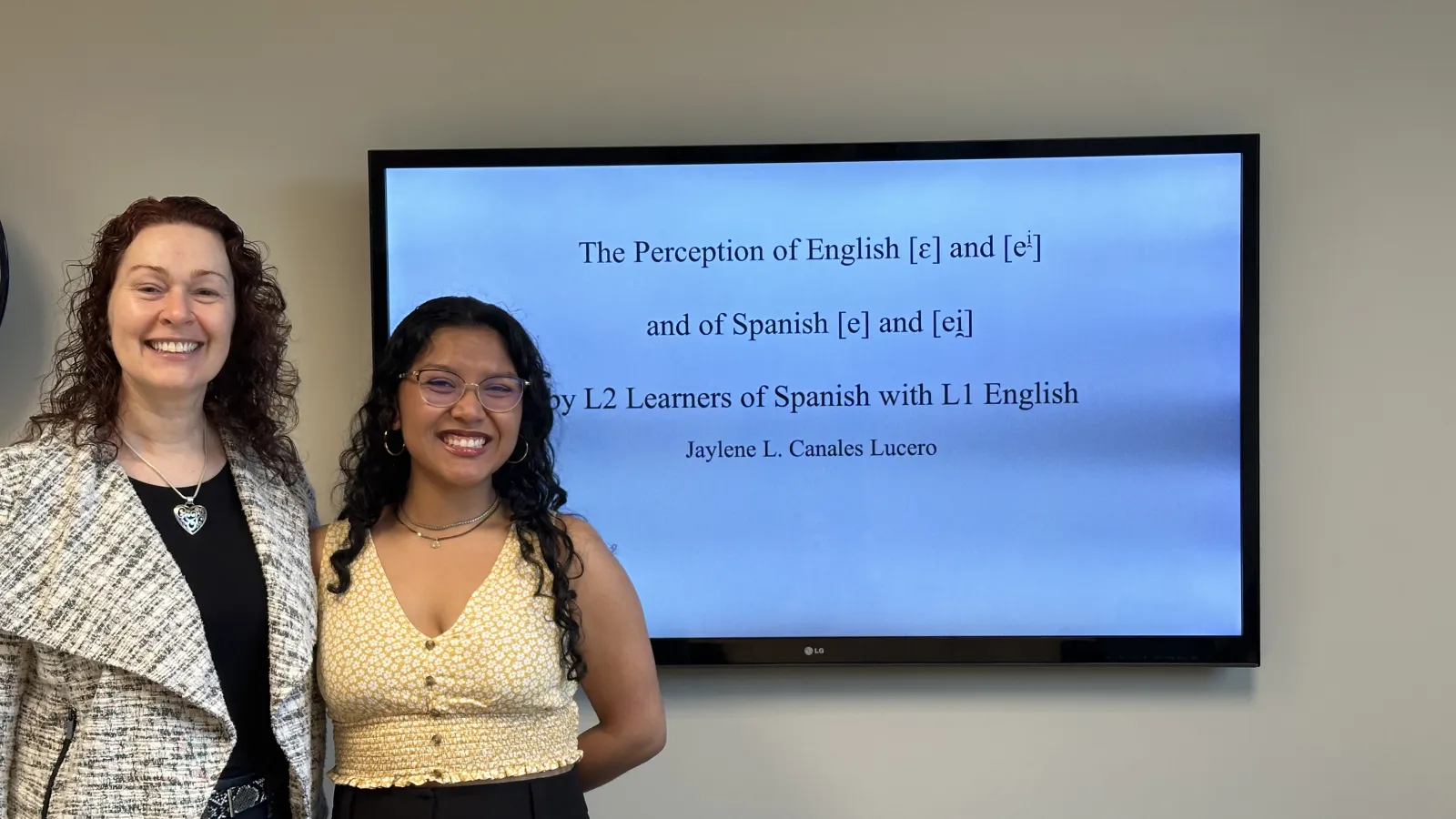Undergrad Jaylene Canales Defends Honors Thesis