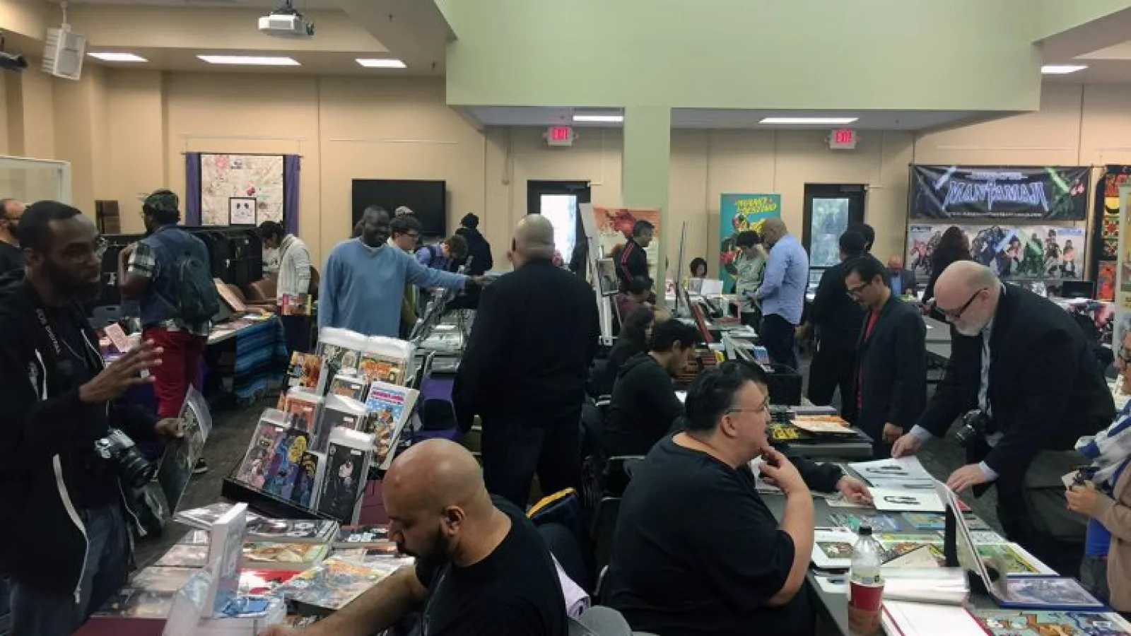 Artists talk with fans at the 2015 Sol-Con